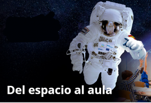 astronauta a l'espai amb la Terra de fons. Títol de la fotografia: Del espai al aula