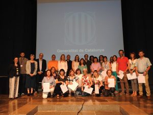 Auditori Josep Irla de Girona i alumnes que reben els certificats COMPETIC 2 i 3 